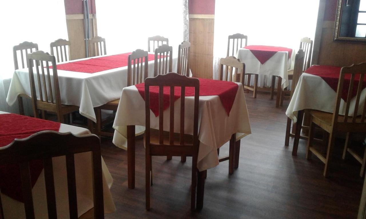 Hostal Don Pedro Puerto Natales Ngoại thất bức ảnh